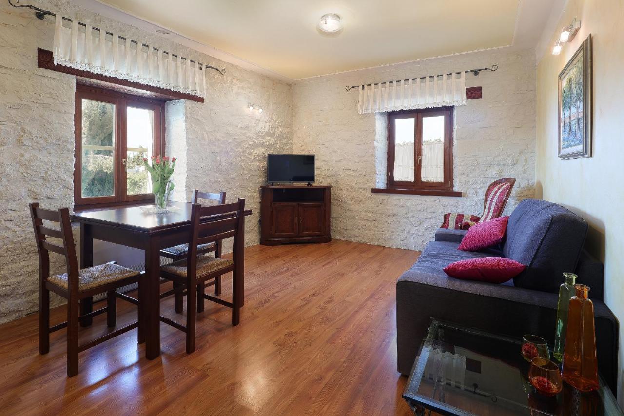 Casa Rustica Dva Baladura Apartments Kanfanar Zewnętrze zdjęcie